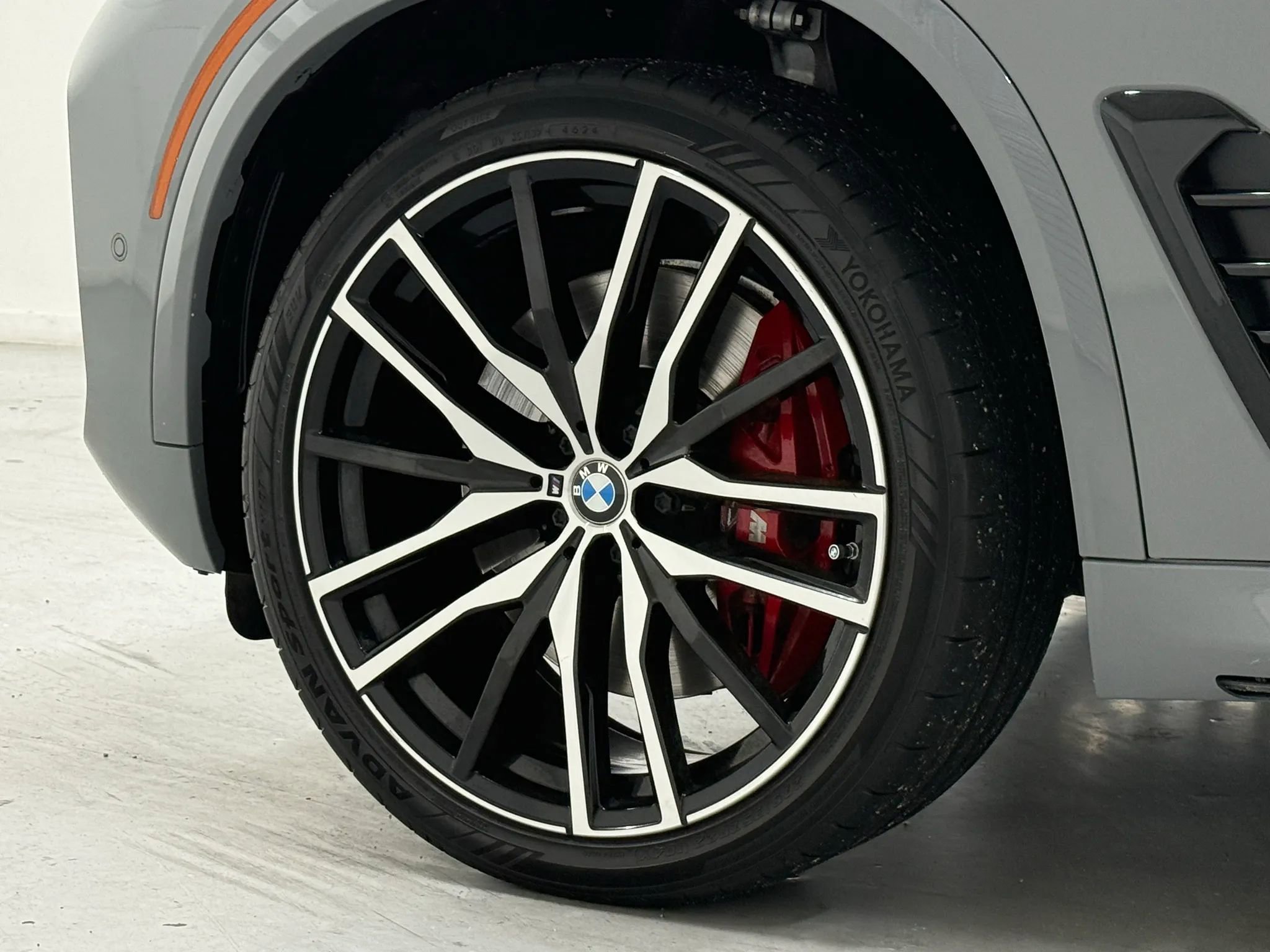 Used 2024 BMW X5 M60i image 48