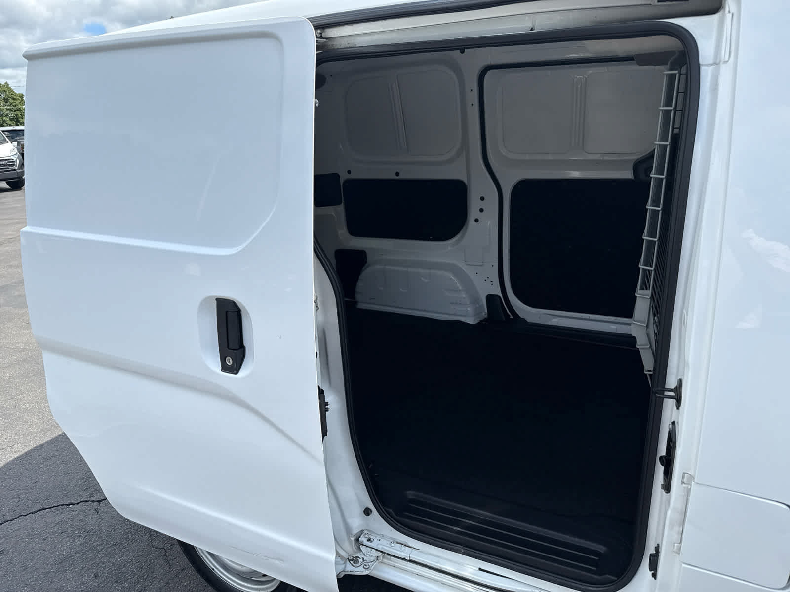 Used 2018 Chevrolet City Express LS FWD image 14