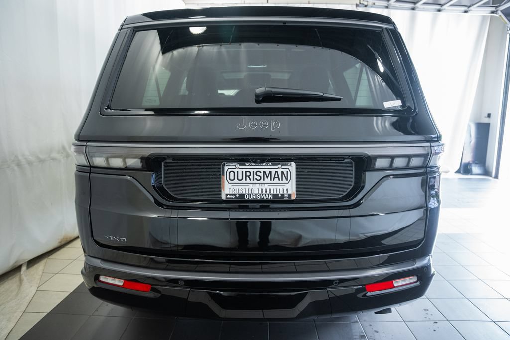 New 2026 Jeep Grand Wagoneer L Limited w/ Premium Group II AWD/4WD image 5