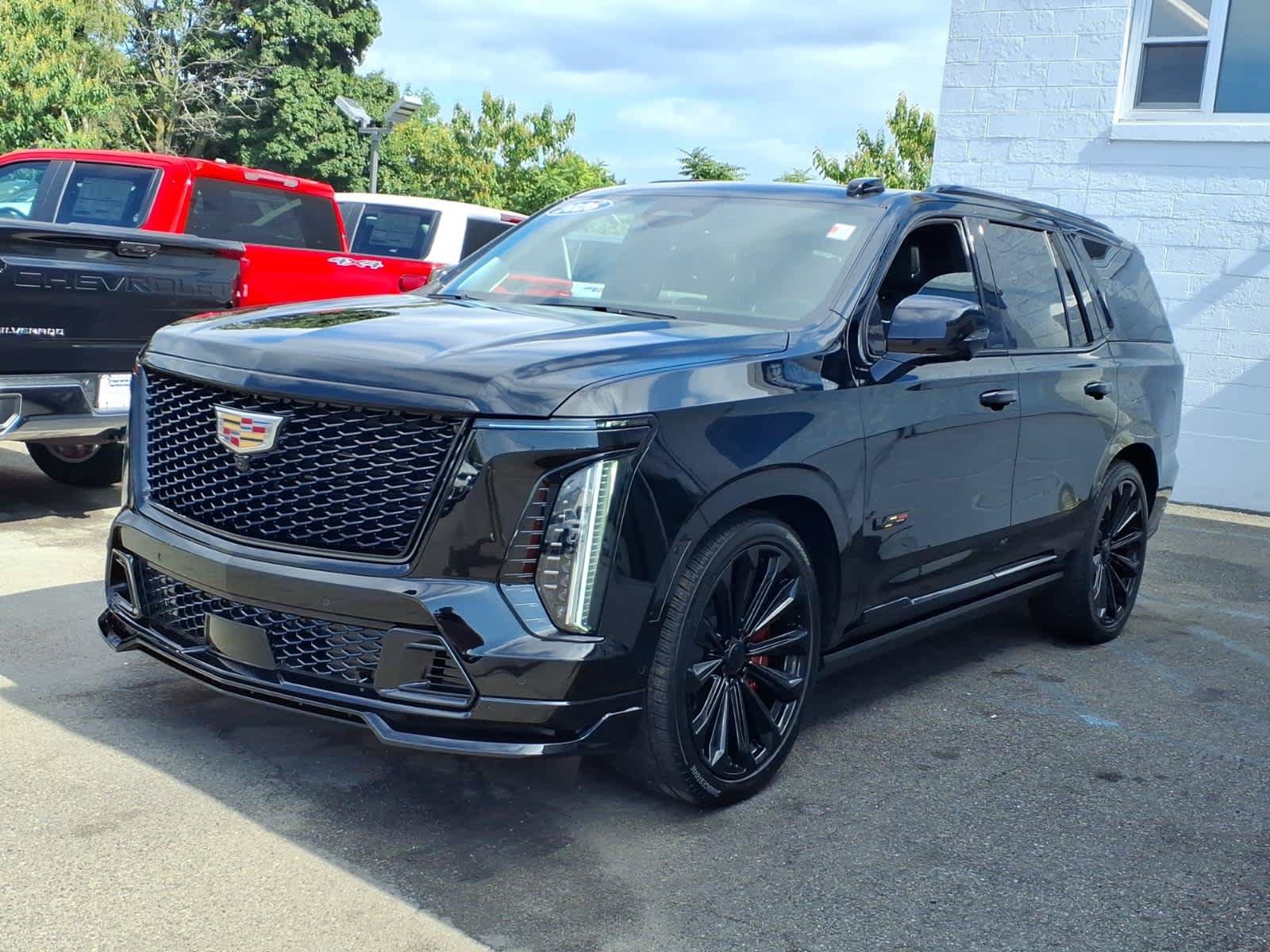 Used 2026 Cadillac Escalade V AWD/4WD image 3