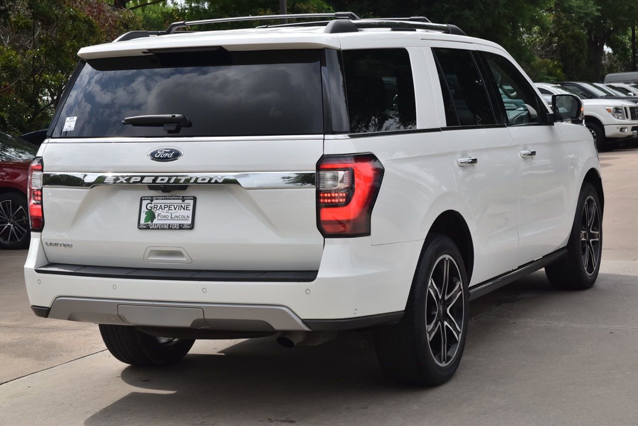 Used 2021 Ford Expedition Limited image 8