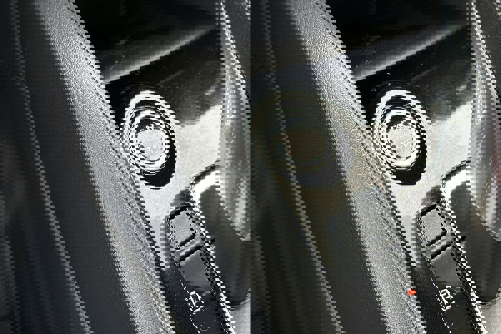 New 2025 Nissan Versa SR w/ Trunk Package image 21