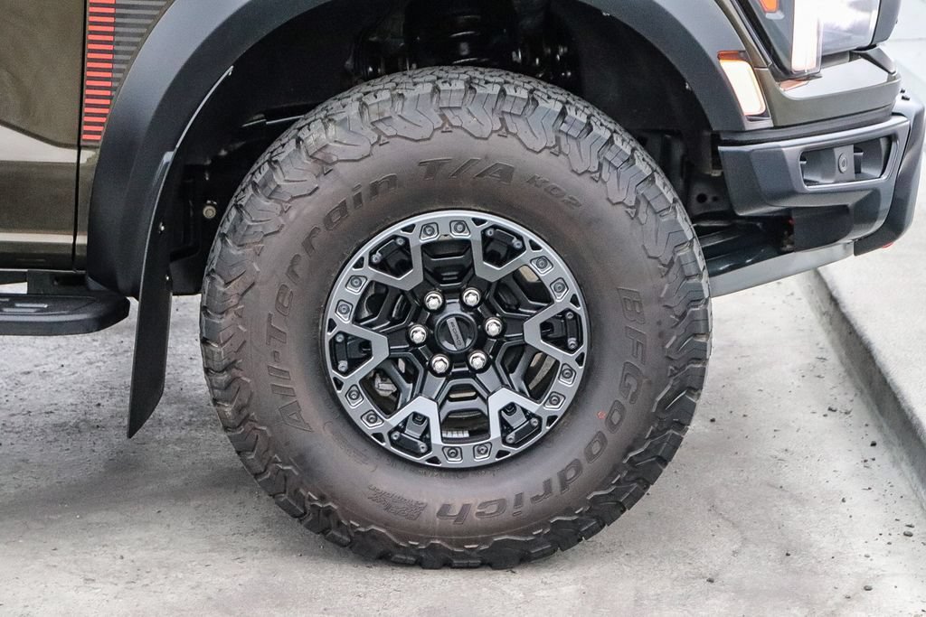 Used 2024 Ford F150 Raptor w/ Equipment Group 803A Raptor R AWD/4WD image 11