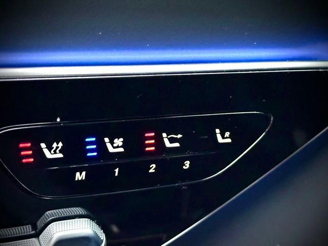 Certified 2022 Mercedes-Benz SL 55 AMG 4MATIC image 22