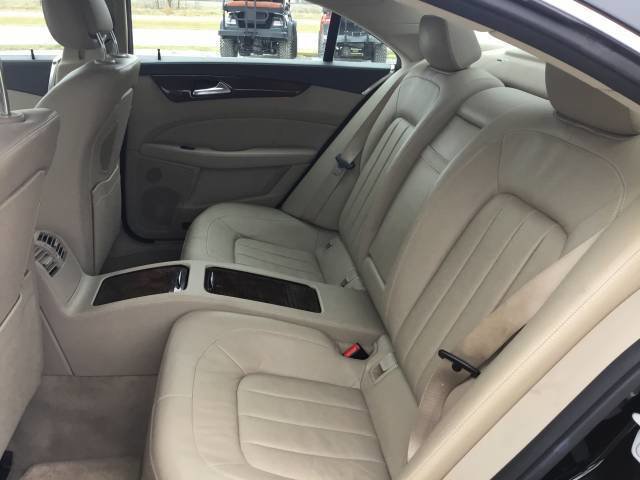 Used 2012 Mercedes-Benz CLS 550 4MATIC image 11