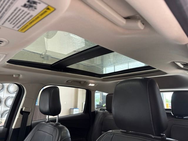 Used 2019 Ford Escape Titanium FWD image 25