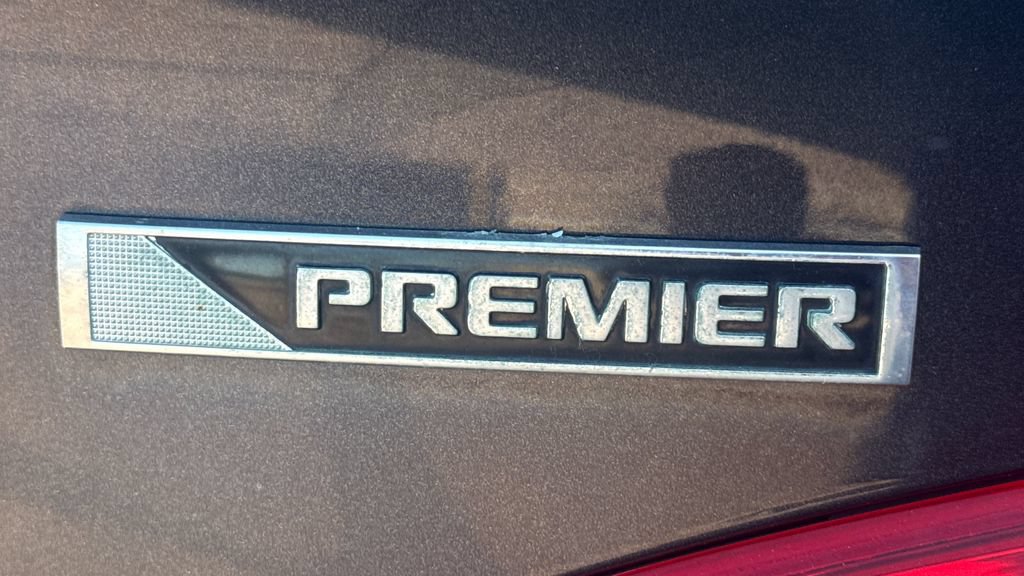 Used 2017 Chevrolet Cruze Premier FWD image 15