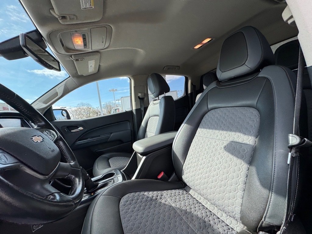 Used 2016 Chevrolet Colorado Z71 image 13