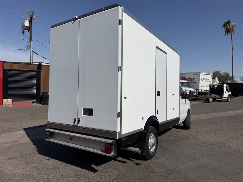 Used 2024 Ford E-350 and Econoline 350 Super Duty w/ Power Windows & Locks Group RWD image 3