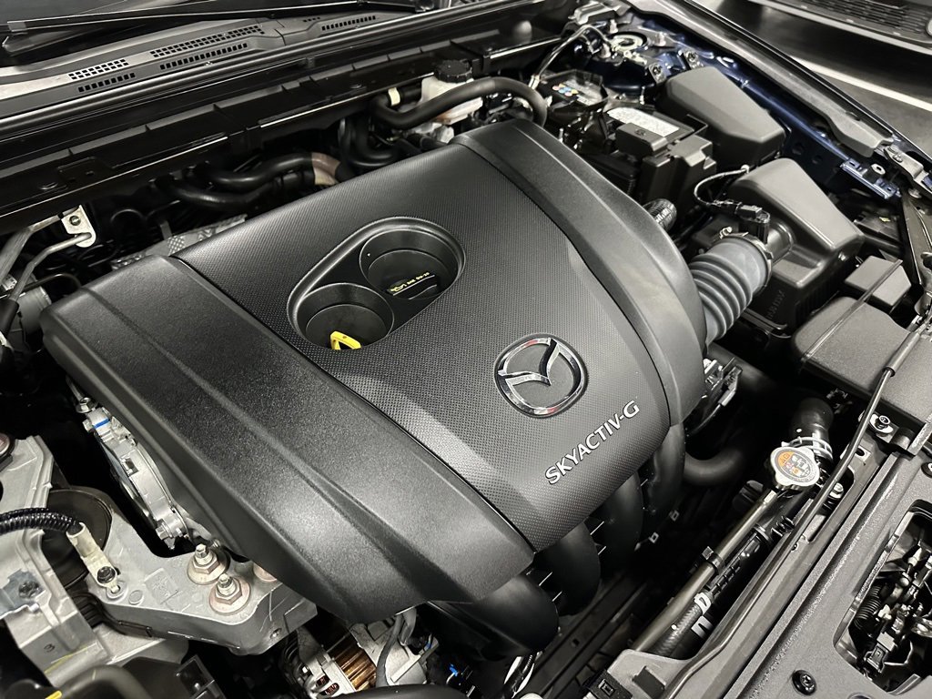 Used 2022 MAZDA MAZDA3 s image 32