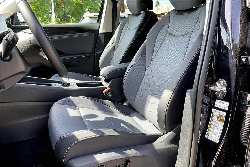 New 2026 Volkswagen Tiguan SE AWD/4WD image 18