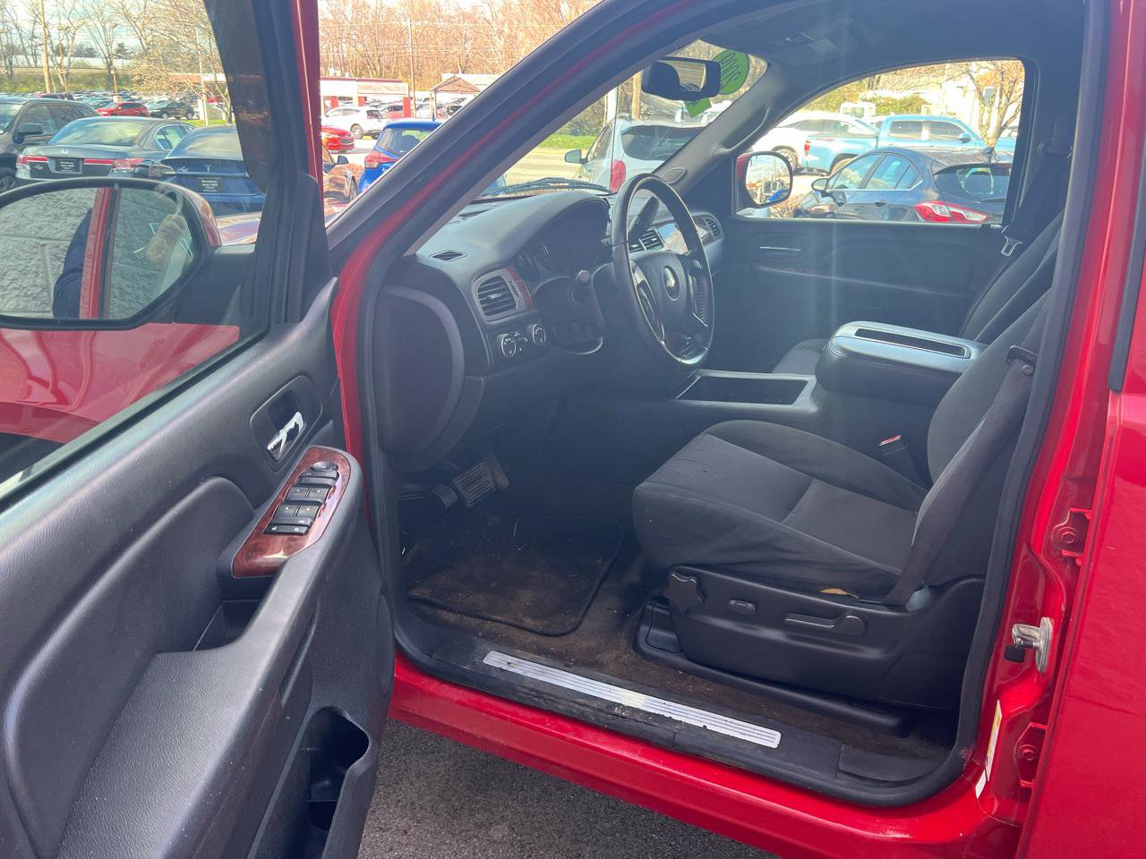 Used 2009 Chevrolet Avalanche LT w/ Convenience Package #1 image 10