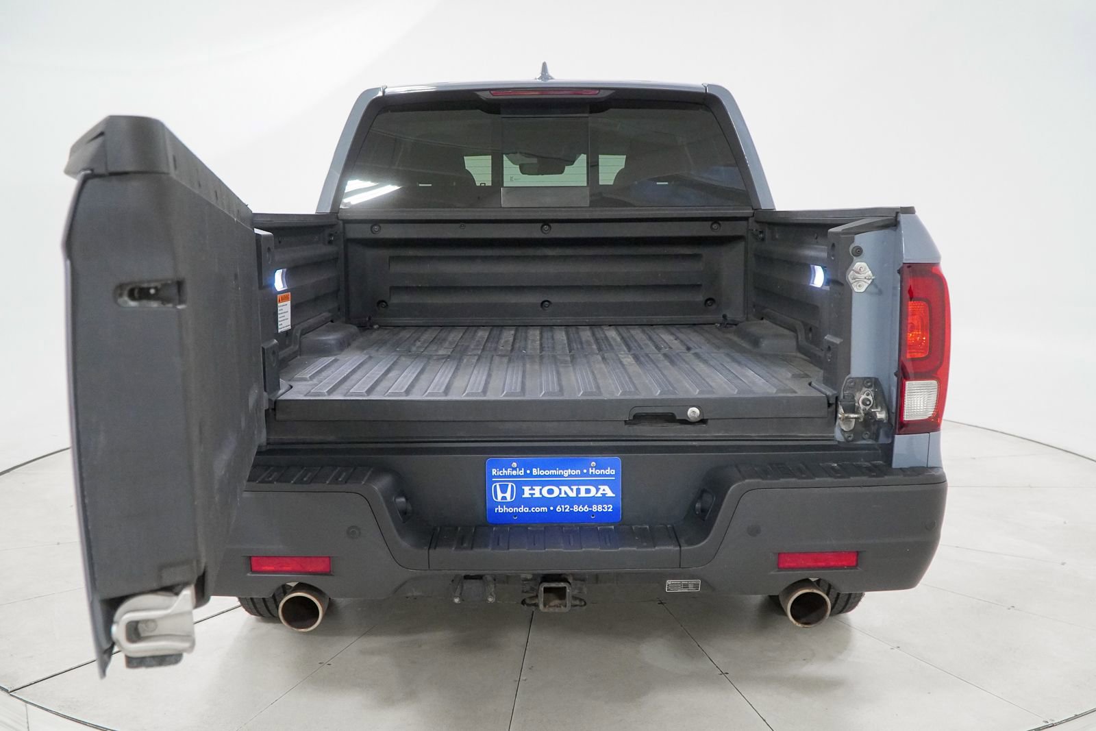 Used 2023 Honda Ridgeline RTL-E image 11