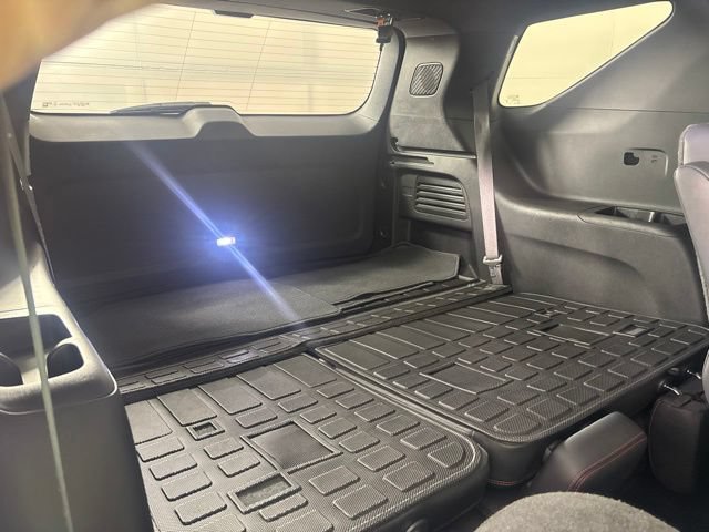 Used 2024 Chevrolet Traverse RS AWD/4WD image 28