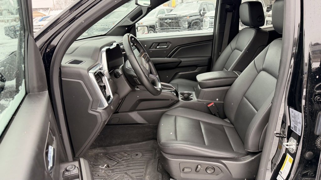 Used 2024 GMC Canyon Elevation w/ Elevation Premium Package image 7