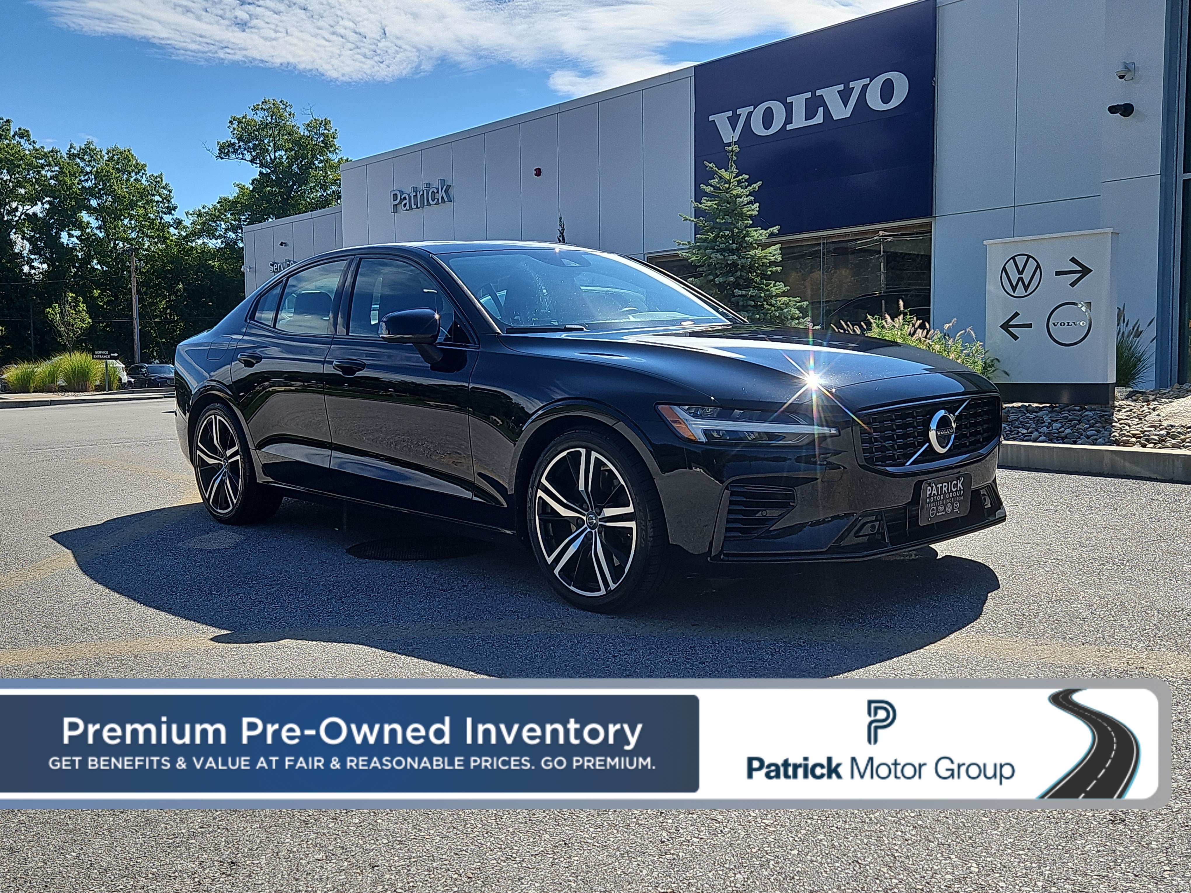 Used 2022 Volvo S60 T8 R-Design Expression w/ Advanced Package