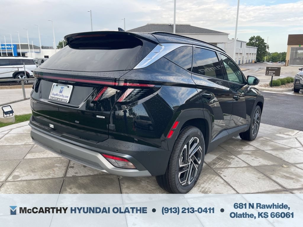 Used 2025 Hyundai Tucson Limited AWD/4WD image 16