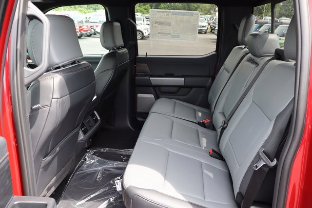 New 2025 Ford F150 Lightning Lariat w/ Max Trailer Tow Package image 15