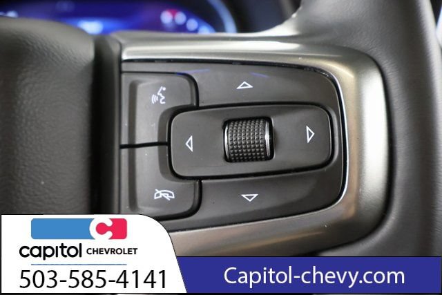 Used 2024 Chevrolet Suburban LT w/ Luxury Package AWD/4WD image 21