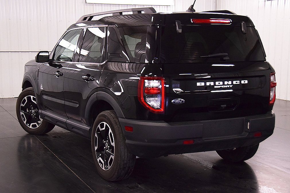 Used 2023 Ford Bronco Sport Outer Banks w/ Tech Package image 5