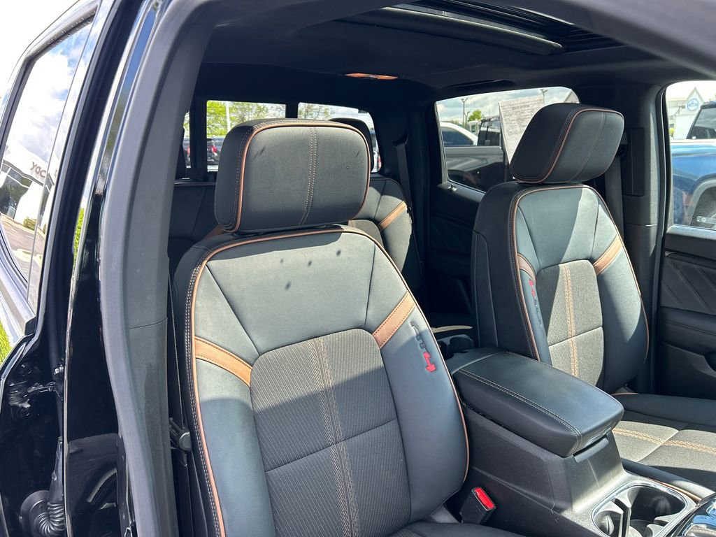 Certified 2024 GMC Canyon AT4 w/ Technology Package AWD/4WD image 41
