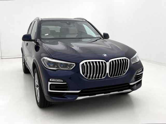 Used 2020 BMW X5 xDrive40i w/ Executive Package AWD/4WD image 3