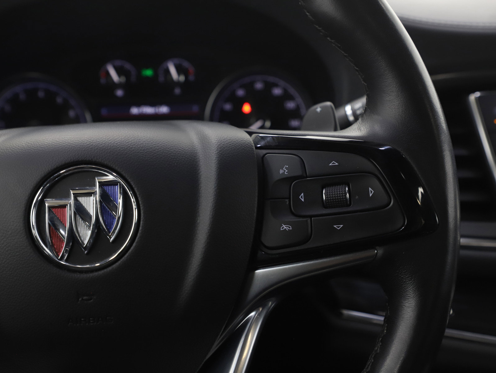 Used 2022 Buick Enclave Essence w/ Experience Buick Package image 27