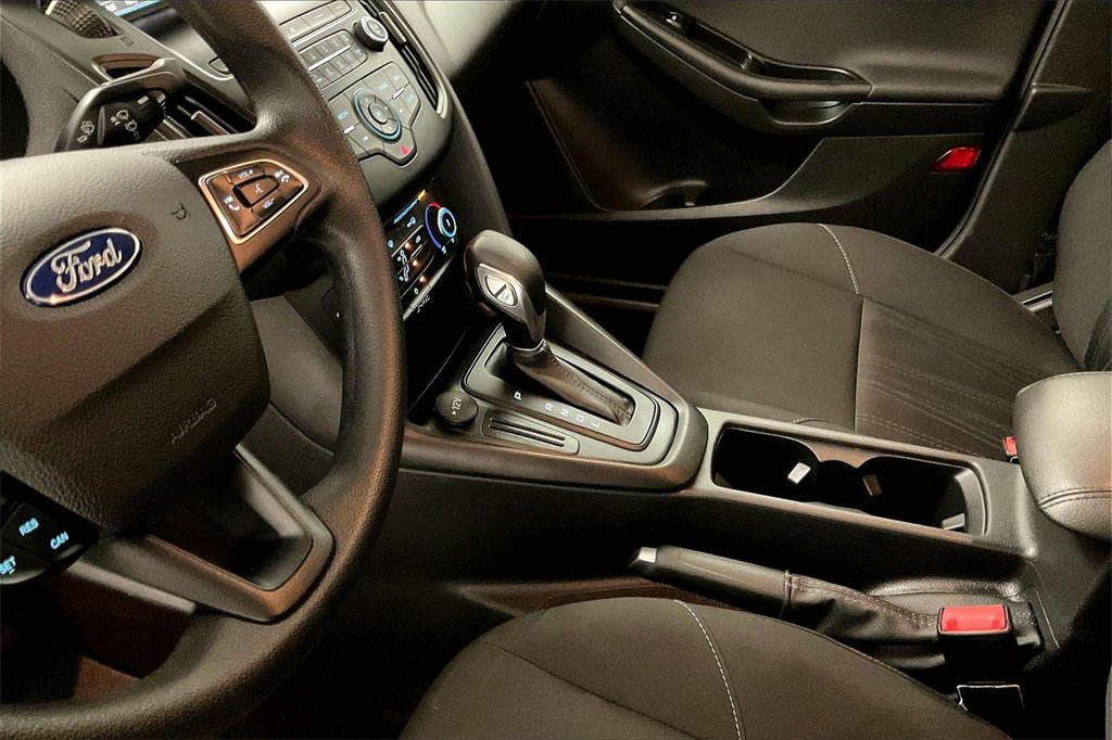 Used 2018 Ford Focus SE image 16