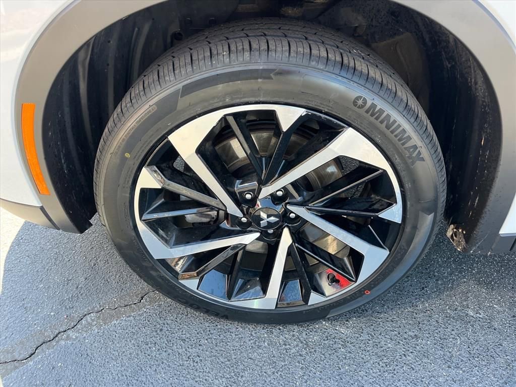 Used 2024 Mitsubishi Outlander SE image 26