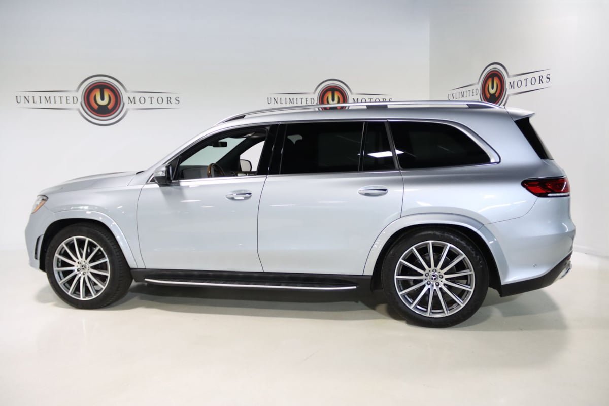 Used 2023 Mercedes-Benz GLS 450 4MATIC image 34
