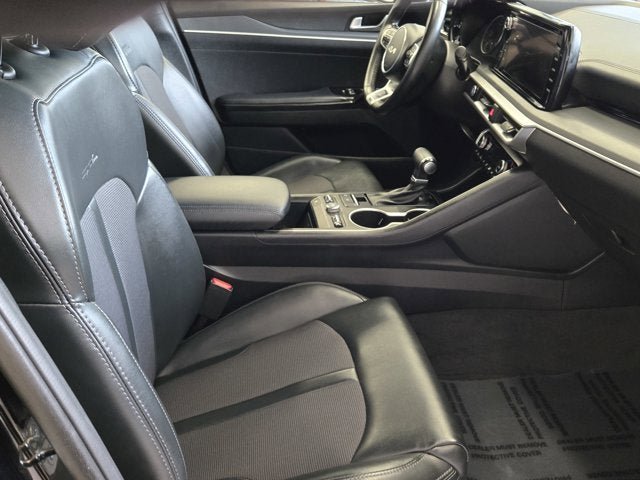 Used 2024 Kia K5 GT-Line w/ GT-Line Premium Package image 4