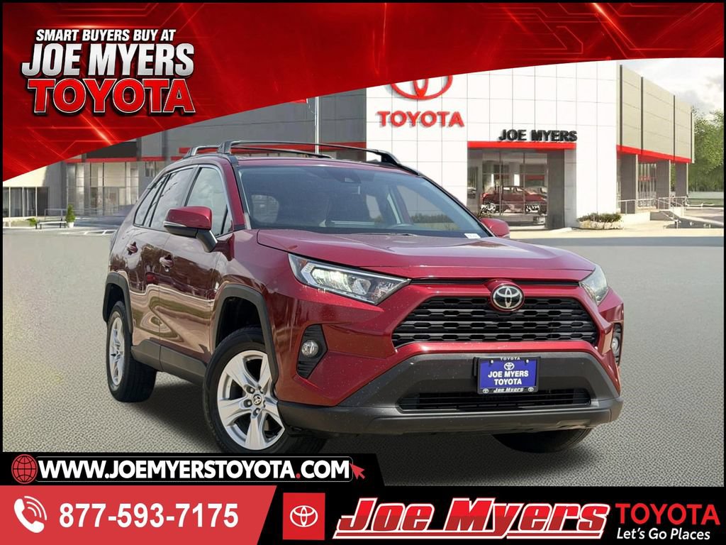 Used 2021 Toyota RAV4 XLE AWD/4WD image 1