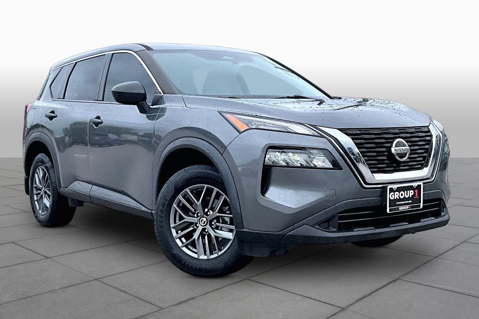Used 2021 Nissan Rogue S FWD image 3