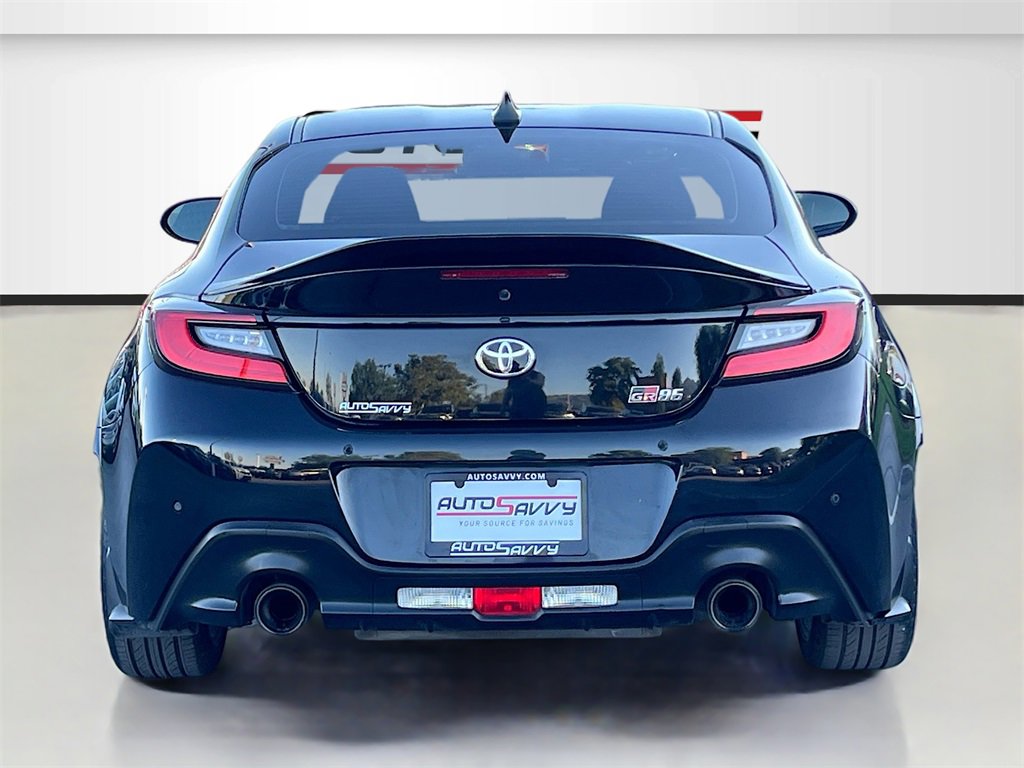 Used 2023 Toyota GR86 Premium image 6