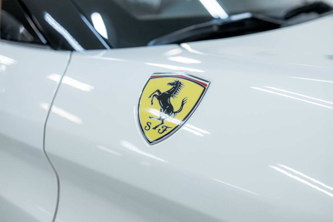 Used 2016 Ferrari California T image 21