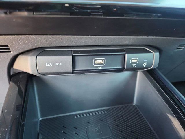 New 2025 Kia Niro EX w/ EX Cold Weather Package image 14