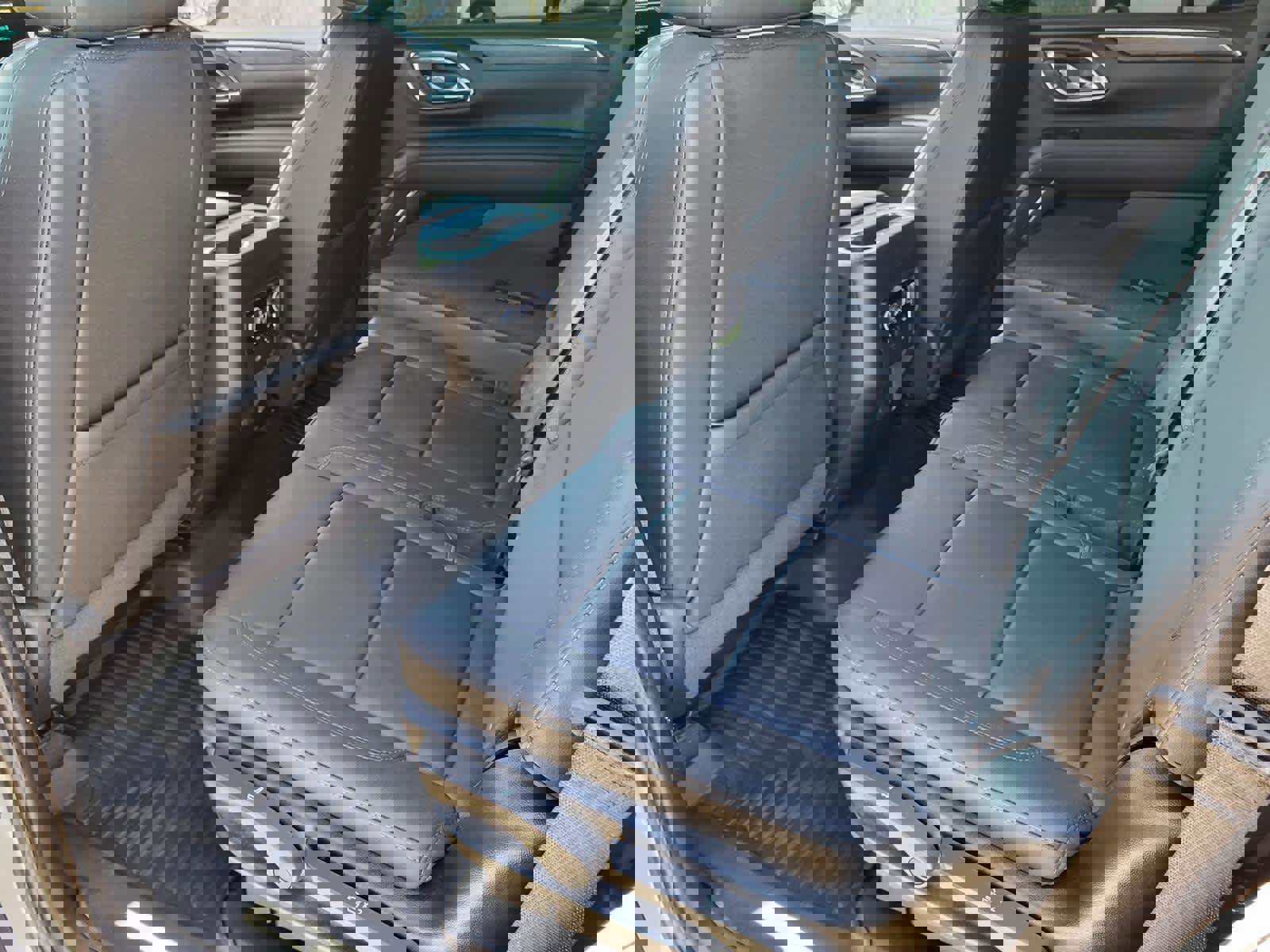 Used 2024 Chevrolet Tahoe Z71 w/ Z71 Off-Road Package image 14