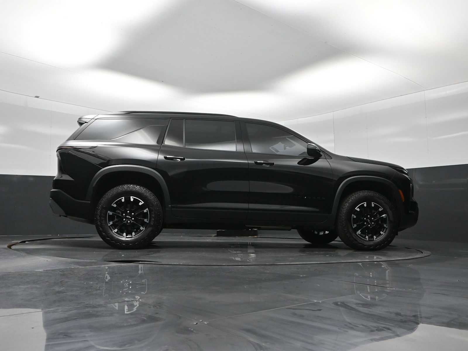 Used 2024 Chevrolet Traverse Z71 image 25