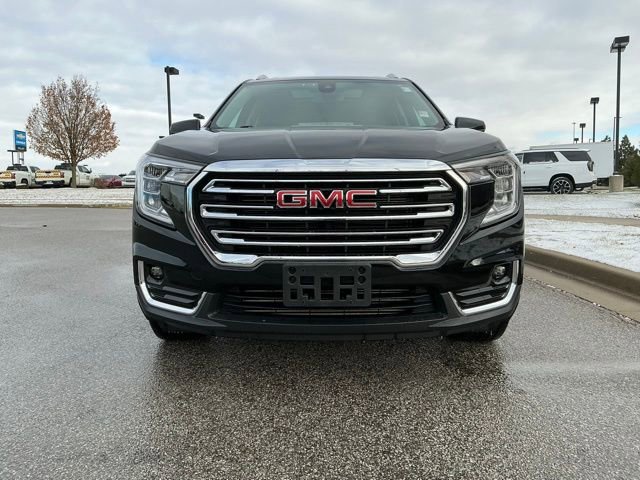 Used 2024 GMC Terrain SLT image 12
