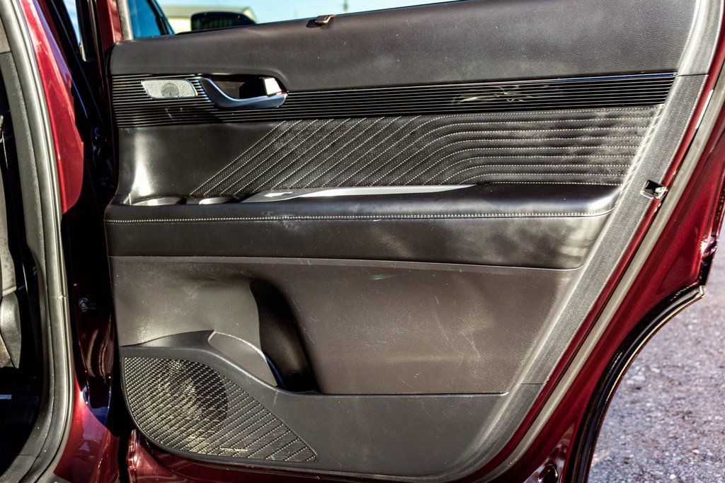 Used 2024 Hyundai Palisade Calligraphy image 24