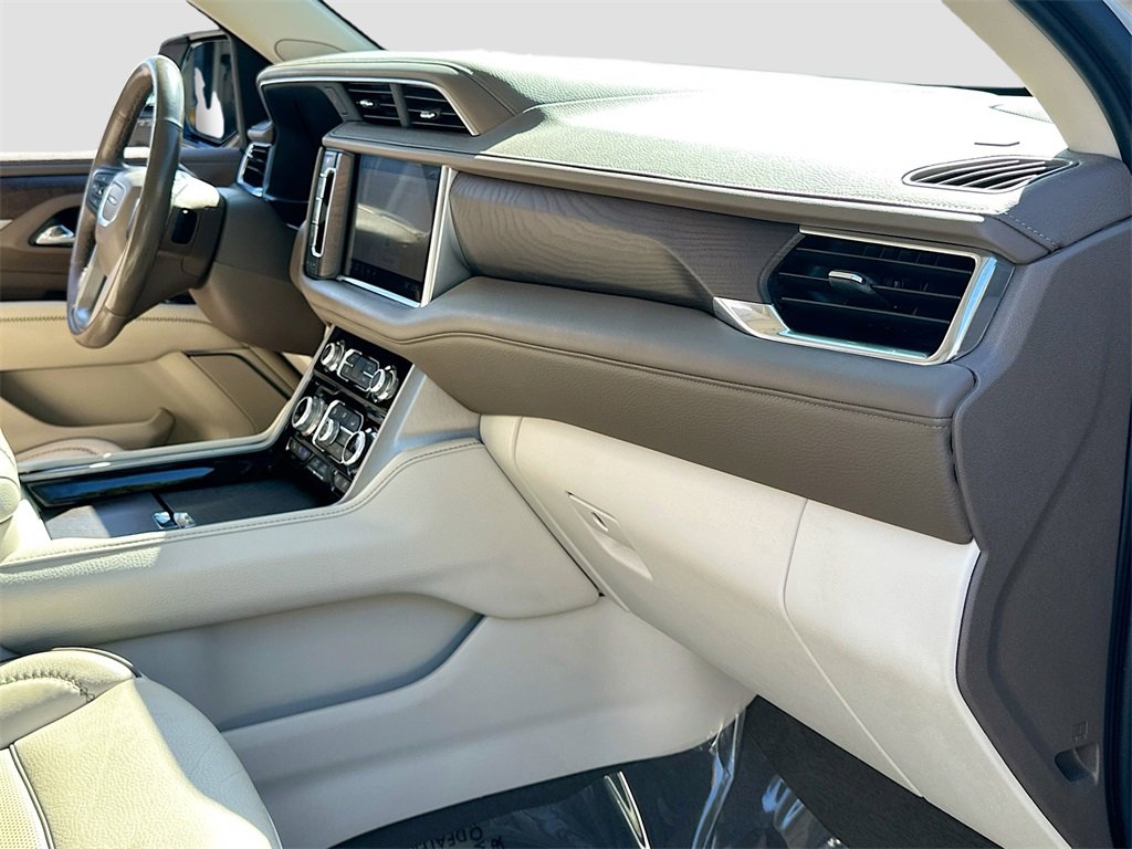 Used 2021 GMC Yukon Denali image 32