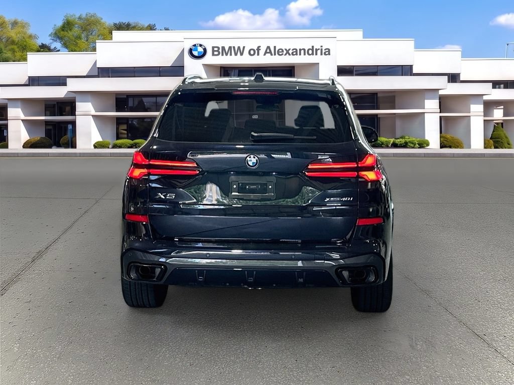 New 2026 BMW X5 xDrive40i w/ M Sport Package AWD/4WD image 6