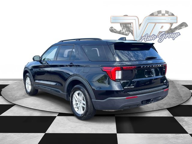 Used 2026 Ford Explorer Active AWD/4WD image 8