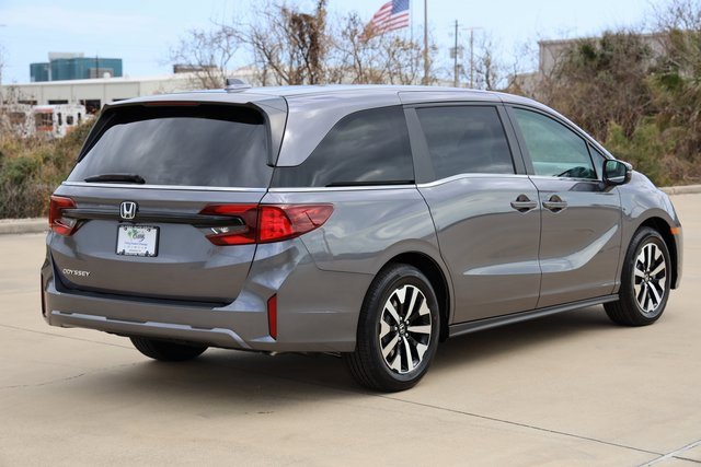 New 2026 Honda Odyssey EX-L image 8