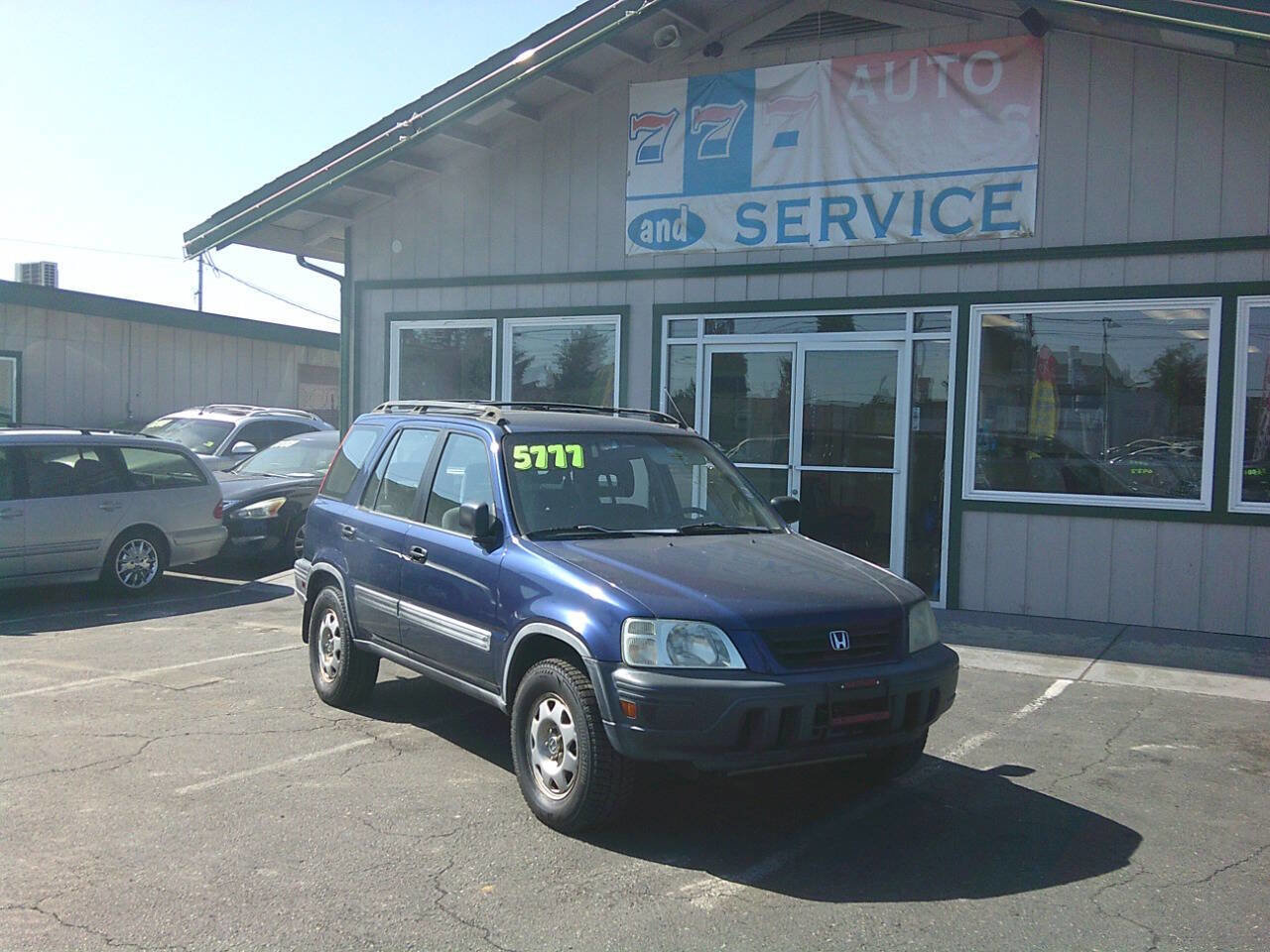 Used 1999 Honda CR-V LX image 1