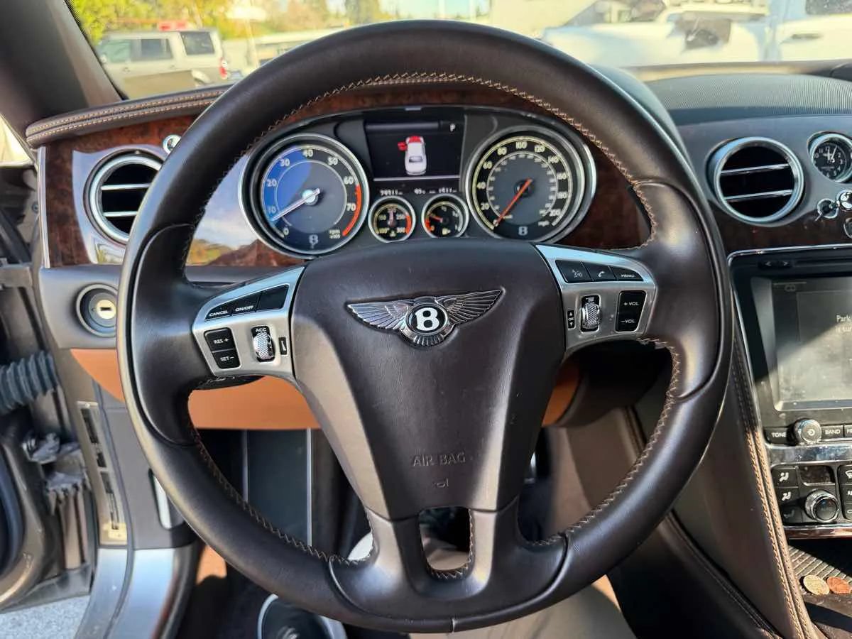 Used 2015 Bentley Flying Spur V8 AWD/4WD image 18