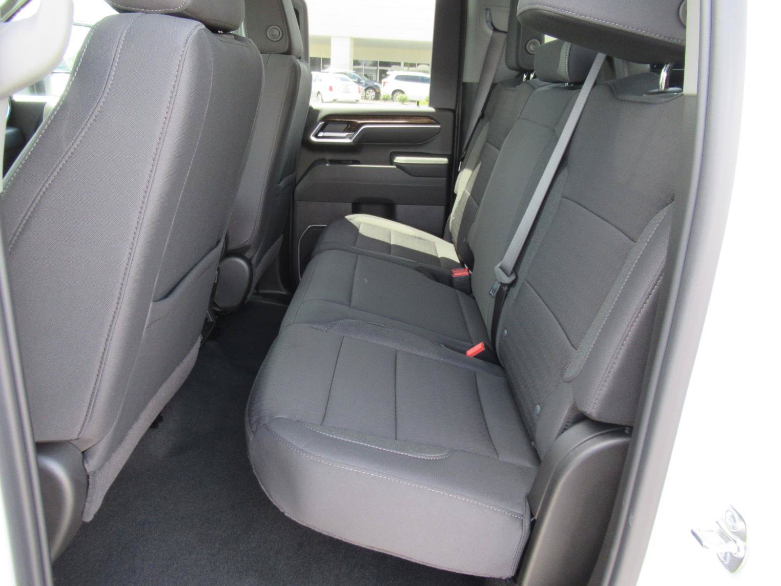New 2026 GMC Sierra 2500 SLE w/ SLE Value Package; AWD/4WD image 34