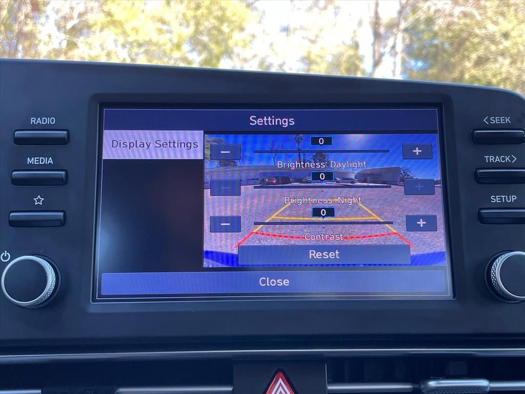 Used 2022 Hyundai Elantra SEL image 16