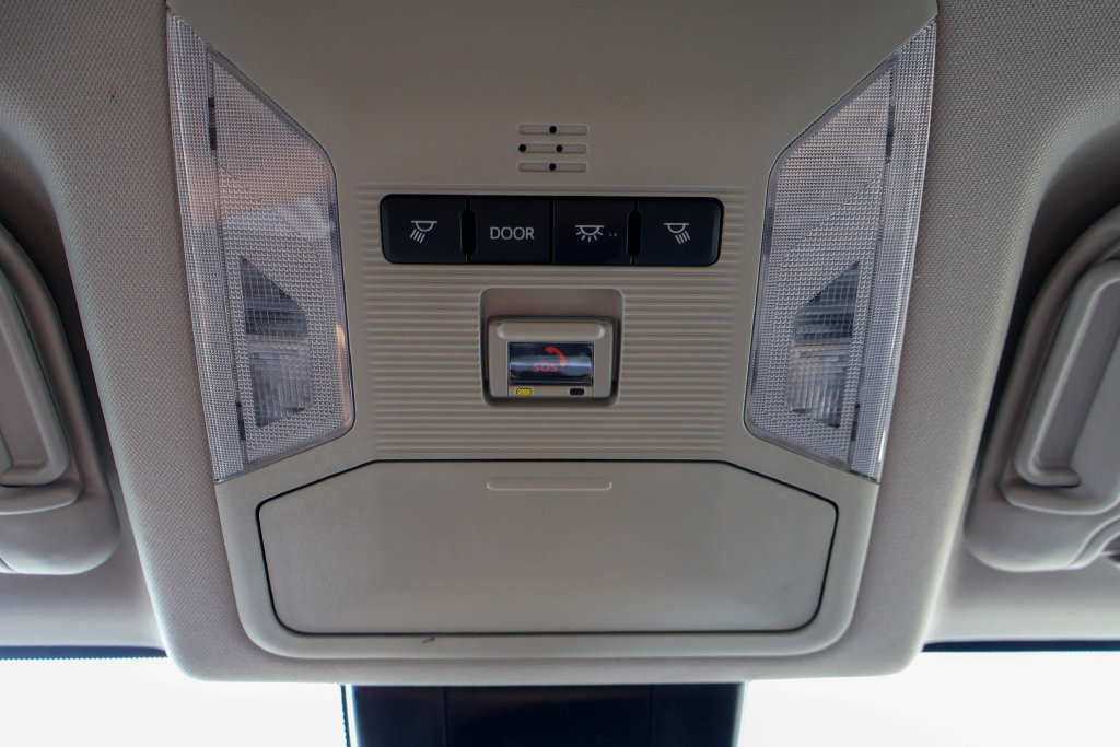 Used 2025 Toyota RAV4 XLE FWD image 20