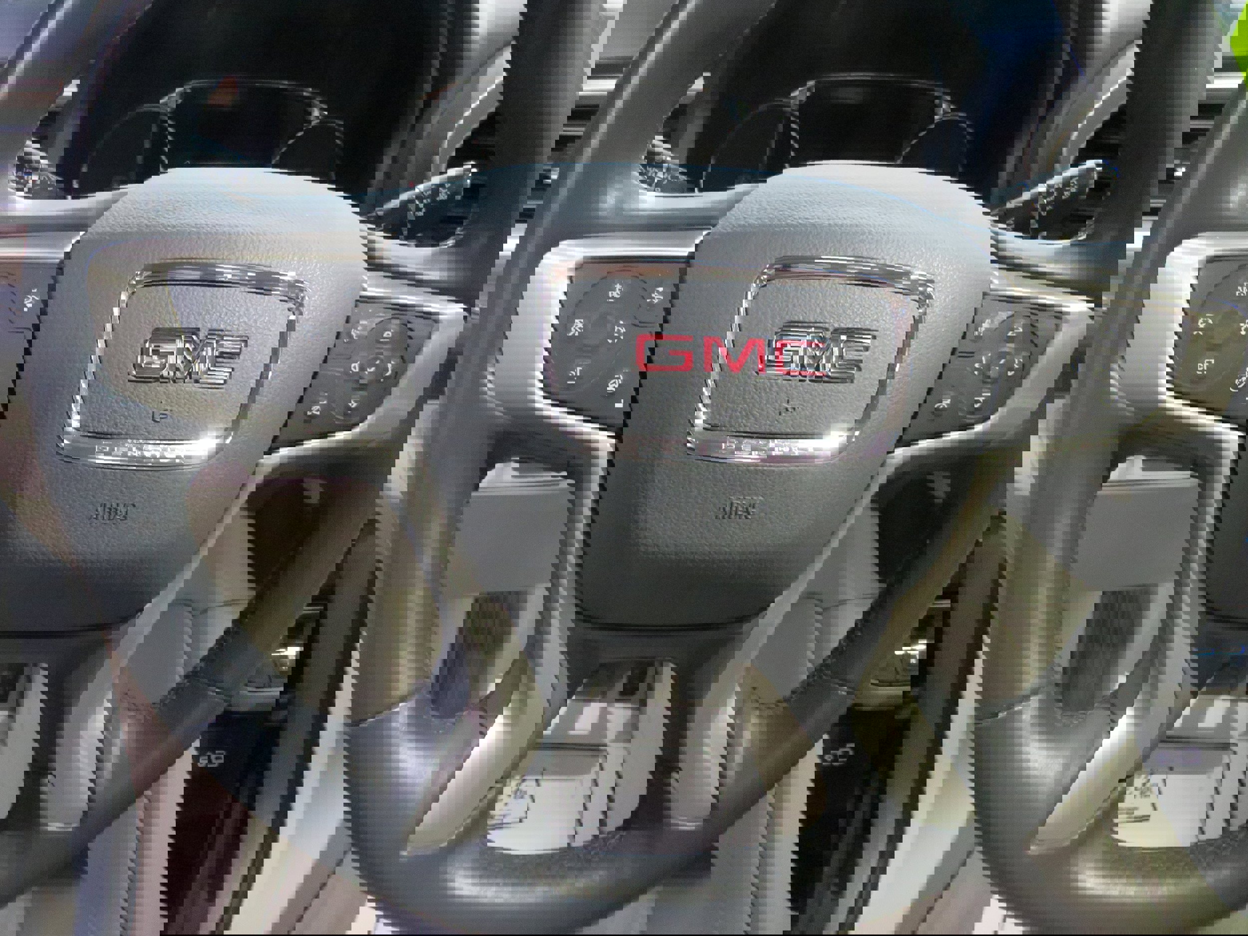 Used 2023 GMC Acadia Denali w/ Denali Ultimate Package image 19